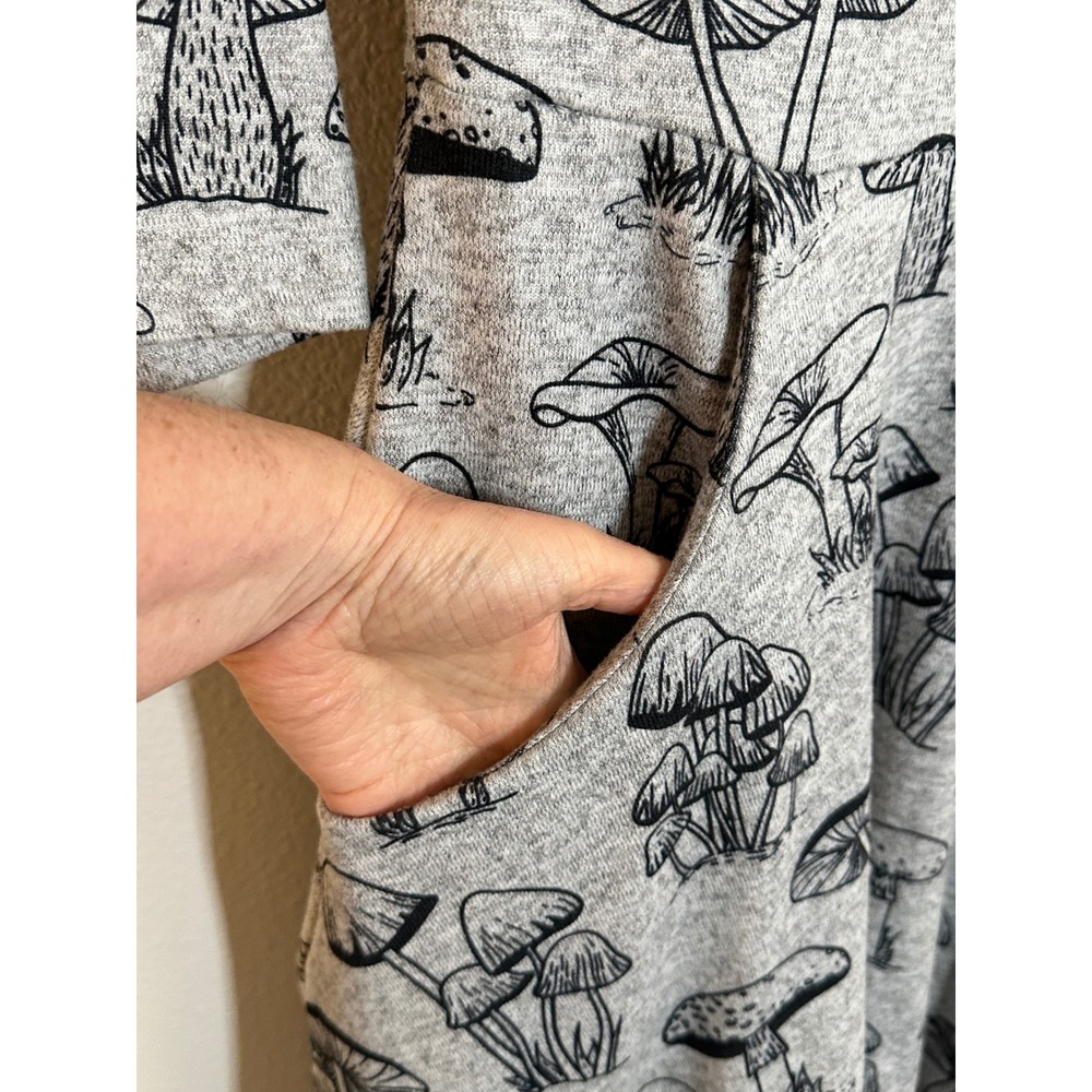 LA Soul‎ Knit Fit & Flare Dress Size M Gray Black Botanical 3/4 Sleeve Pockets - Picture 5 of 10